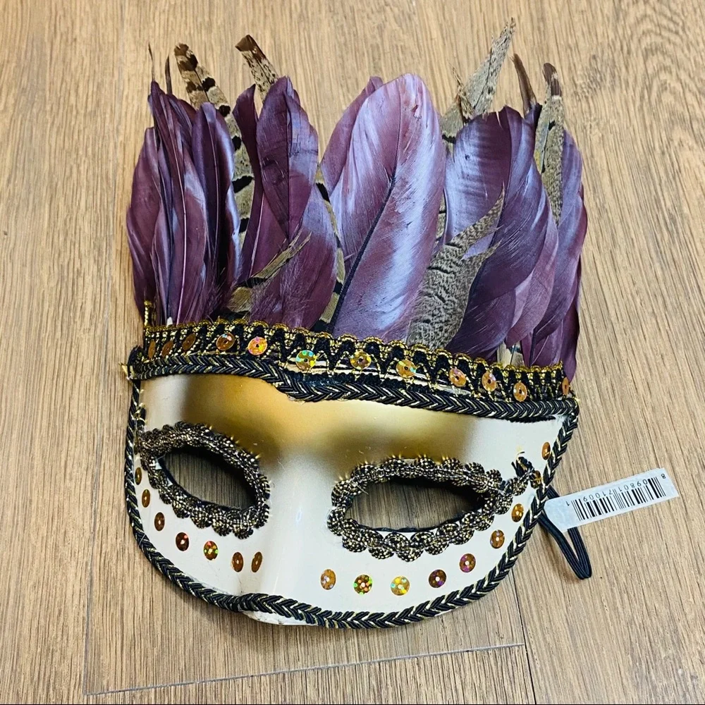 Embellished Masquerade Ball Mask